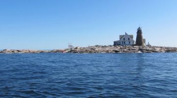photo of a lighthouse